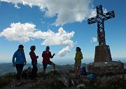 57 In controluce verso la pianura...